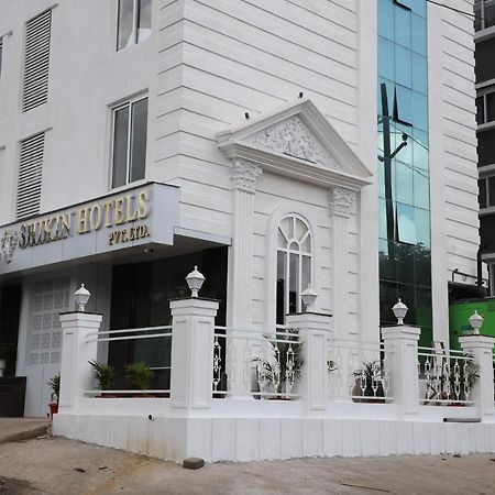 Shikin Hotels Navi Mumbai Exterior foto